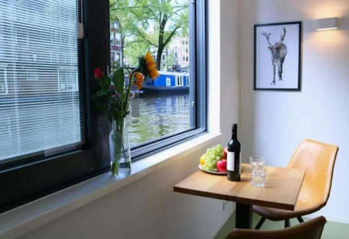 Exclusive Houseboat In *