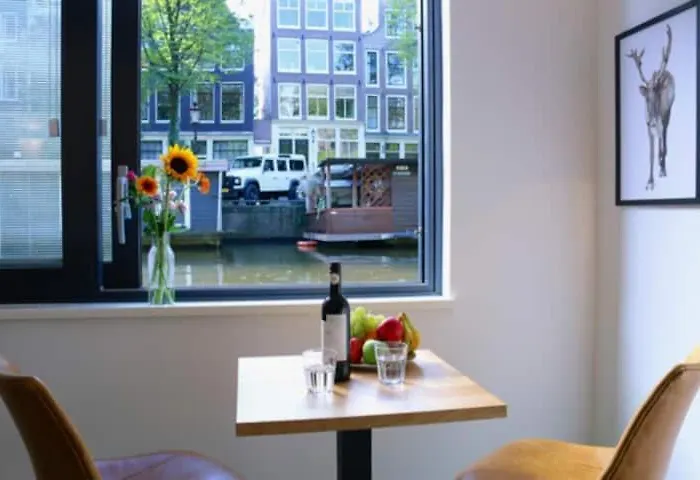 Exclusive Houseboat In Koppenhága